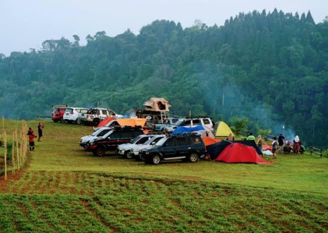 Tapian Asri Camp Hotel Bukittinggi Exterior photo